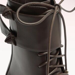 Asymmetric clarita charms from Alexandre Birman size 37 never used